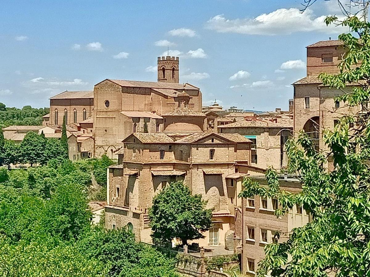 Casa Del Bravo - Camera Signorile '800 Sugli Antichi Orti Senesi Hotel Siena Bagian luar foto